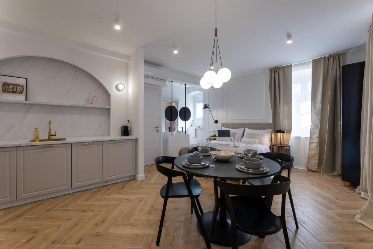 Palace Luxury Suites Σπλιτ Εξωτερικό φωτογραφία