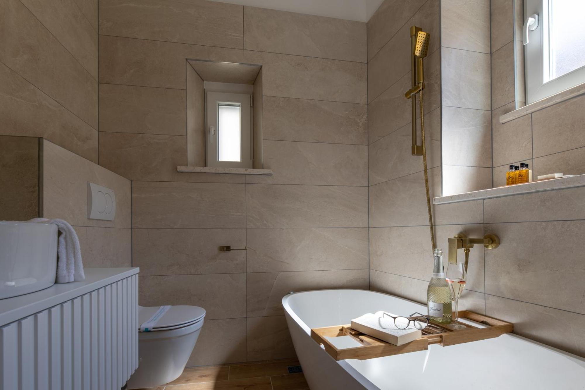 Palace Luxury Suites Σπλιτ Εξωτερικό φωτογραφία